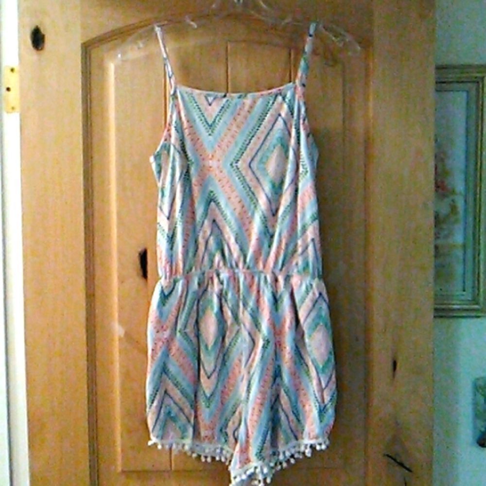 Joe Boxer Romper - Picture 4 of 11